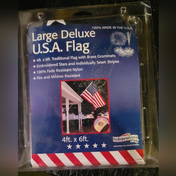 Large Deluxe USA Flag - Picture 3 of 7